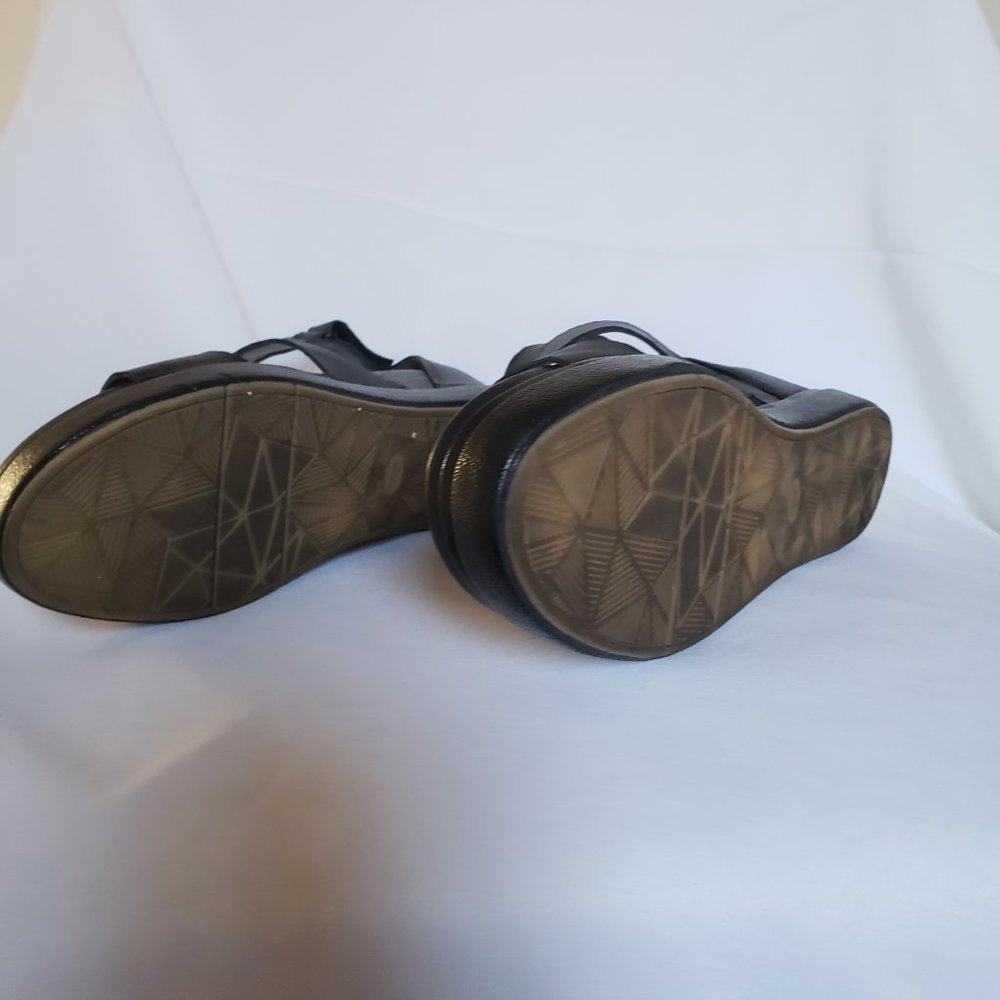 Black Gladiator Wedge Platform Sandals - Sz 9 - Dr Scholl's - Picture 13 of 14